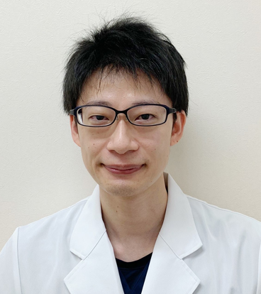 獣医師　山口　雅士